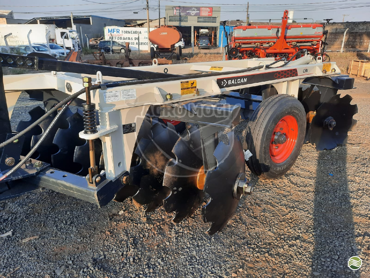 IMPLEMENTOS AGRICOLAS GRADE INTERMEDIÁRIA INTERMEDIÁRIA 16 DISCOS Agro Mogi Peças e Equipamentos Agrícolas MOGI-MIRIM SÃO PAULO SP